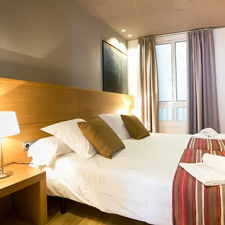 Serennia Ramblas - Placa Catalunya * Barcellona