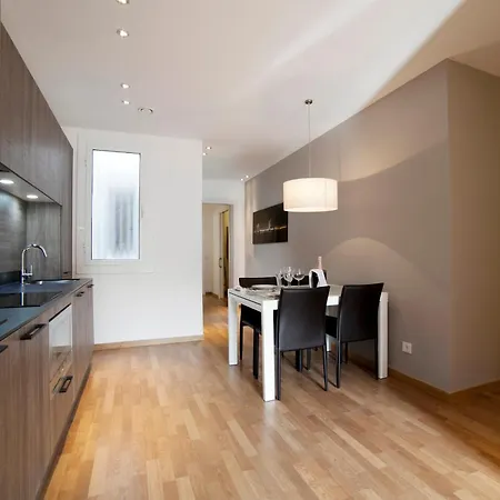 Serennia Ramblas - Placa Catalunya * Barcellona