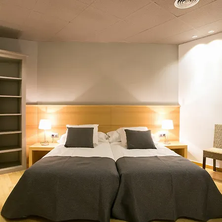 Serennia Ramblas - Placa Catalunya *